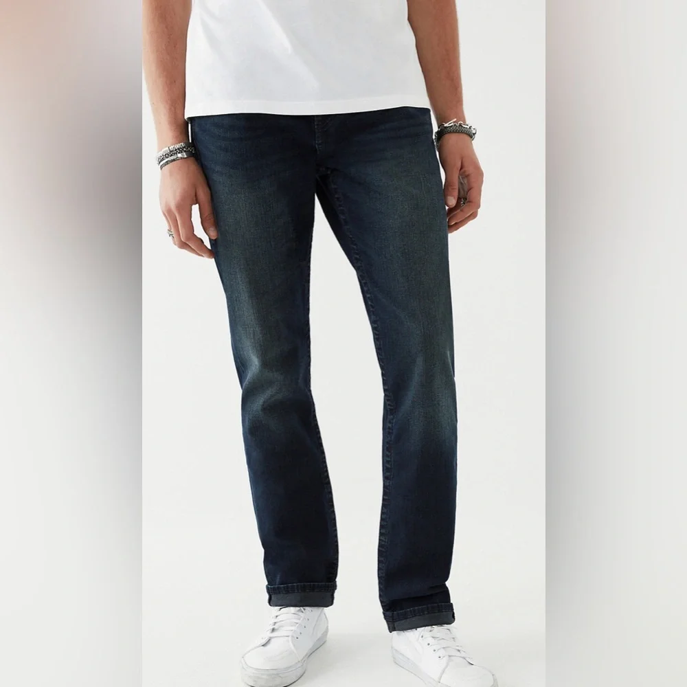 True Religion Geno Flap Big T Relaxed Slim in Last Call ~ Size 42